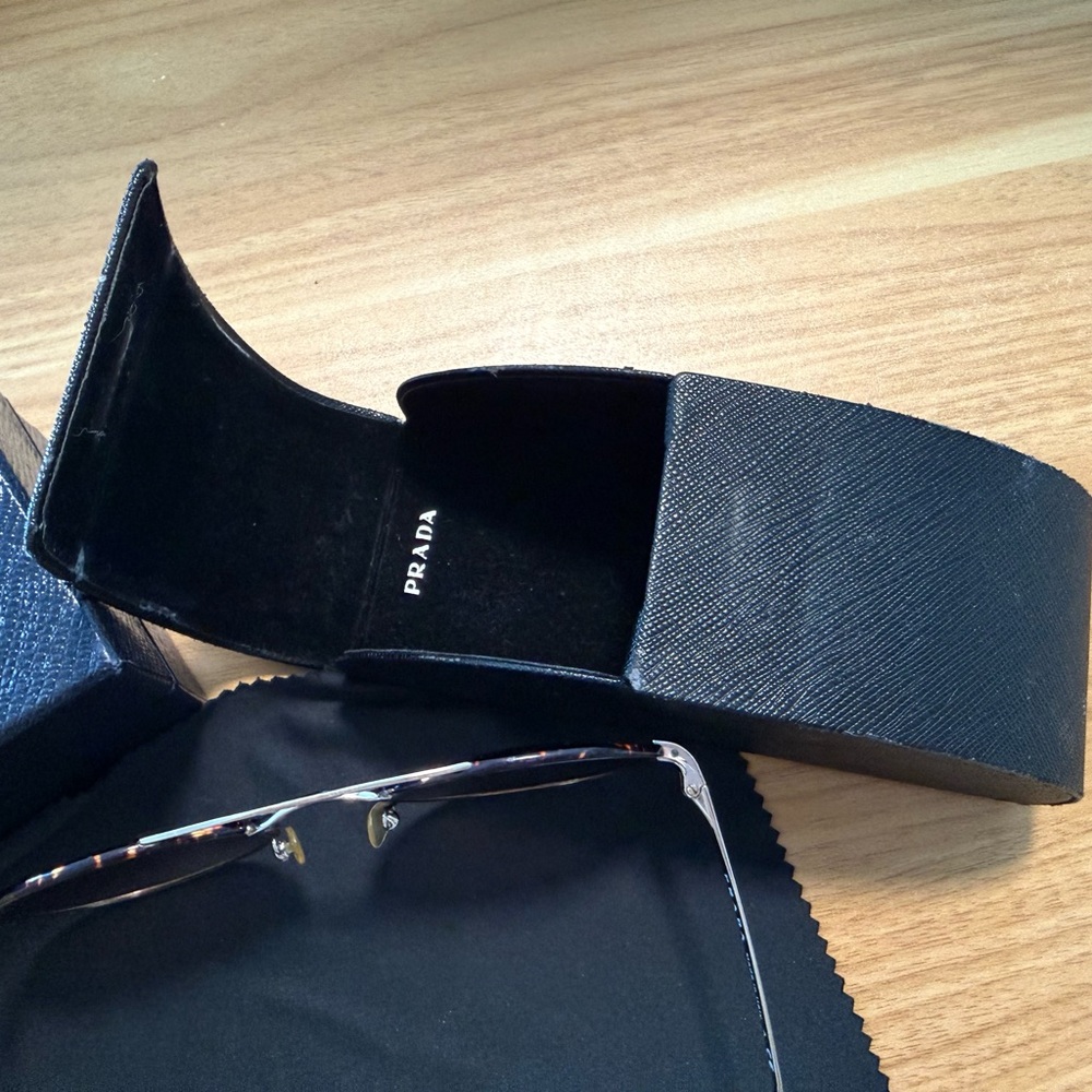 Prada Sunglasses with Black and Gold Detailing - Picture 5 of 5
